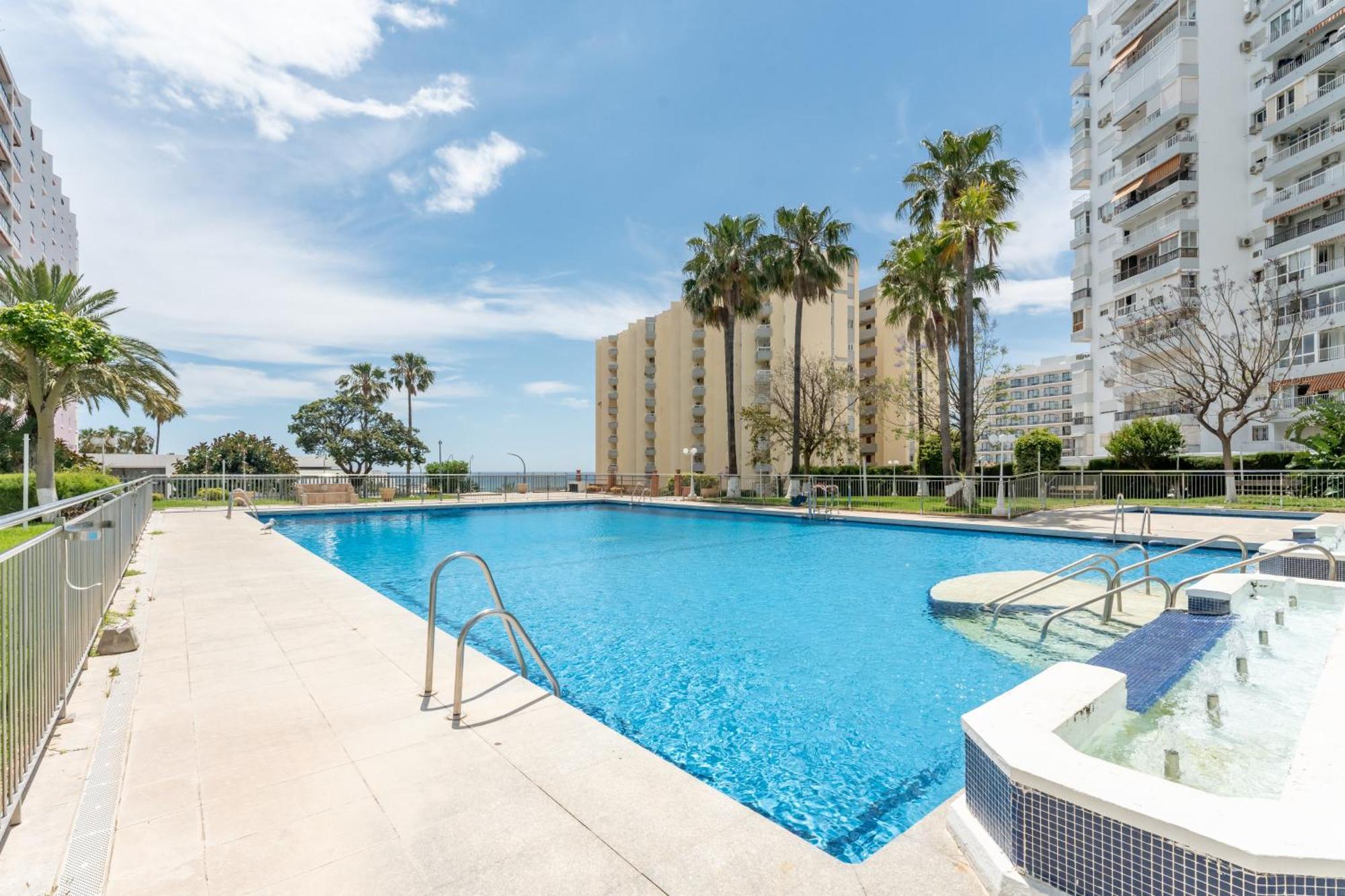 Vb Diana 2Bdrs With Fantastic Sea Views Lägenhet Benalmádena Exteriör bild