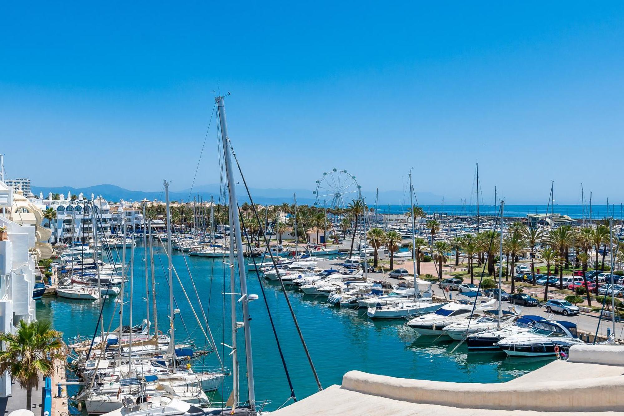Vb Diana 2Bdrs With Fantastic Sea Views Lägenhet Benalmádena Exteriör bild